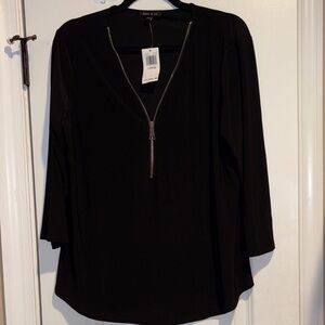 ✨ Zippered Blouse ✨